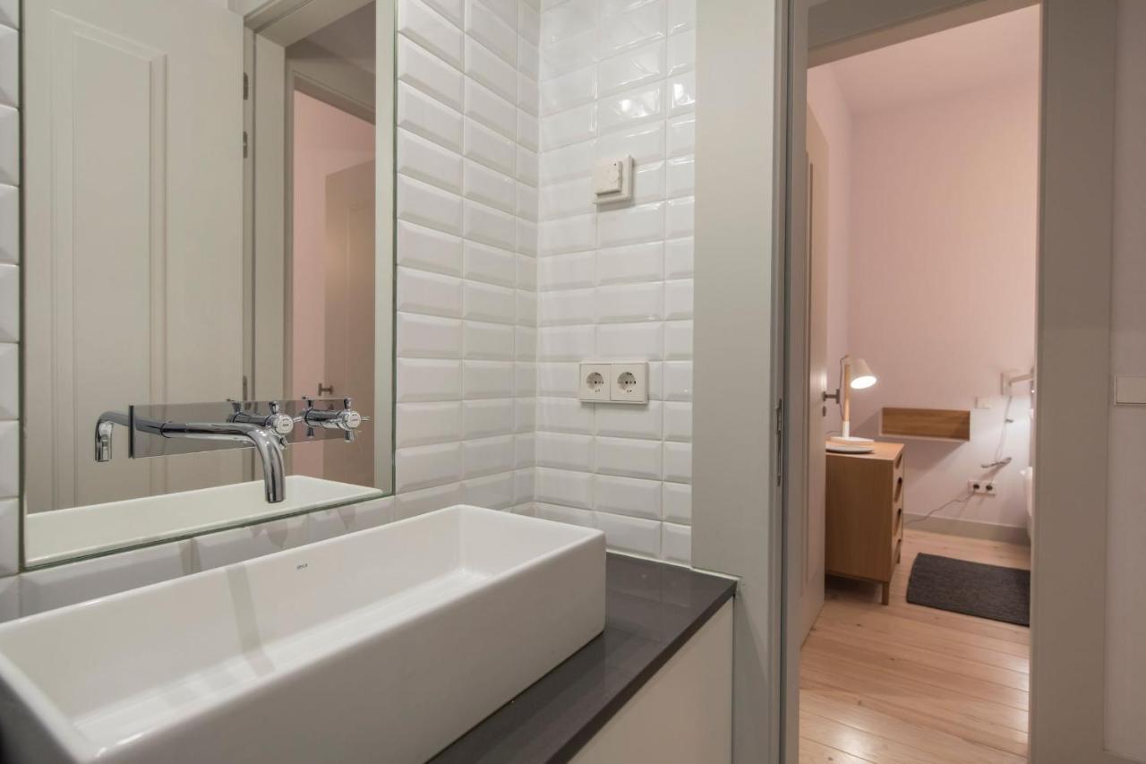 Lovelystay - Charming 3 Bedroom Wonder Downtown Lisbon Luaran gambar
