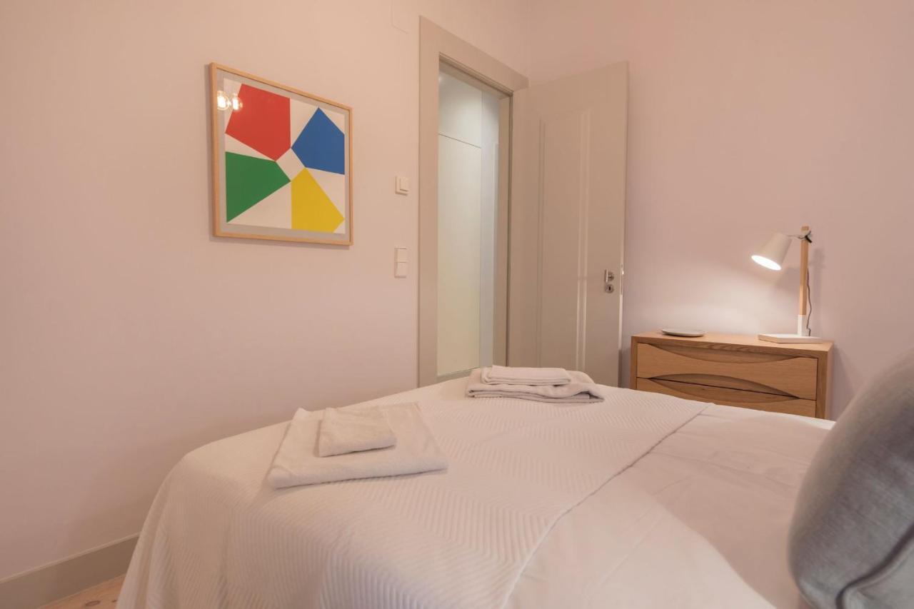 Lovelystay - Charming 3 Bedroom Wonder Downtown Lisbon Luaran gambar
